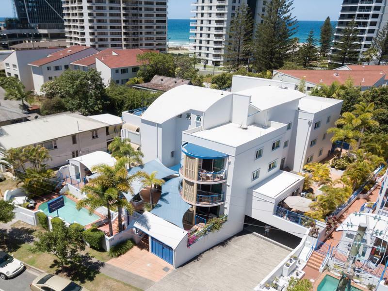 Aparthotel Surfers One